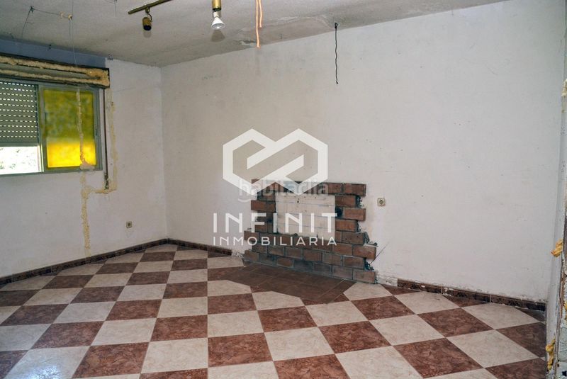 Foto e477899e-d329-43a6-85f2-4ce035af42a5. Xalet amb aparcament a Robledillo de Mohernando