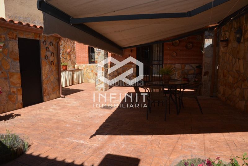 Foto 0dc20f4d-e02e-4b39-ab39-125384ea2a5d. Casa amb calefacció a Santorcaz