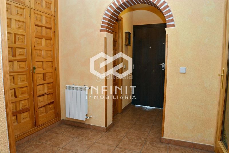 Foto 1ba1f358-eacb-46ad-bfb9-d708a2ed426f. Casa amb calefacció a Santorcaz