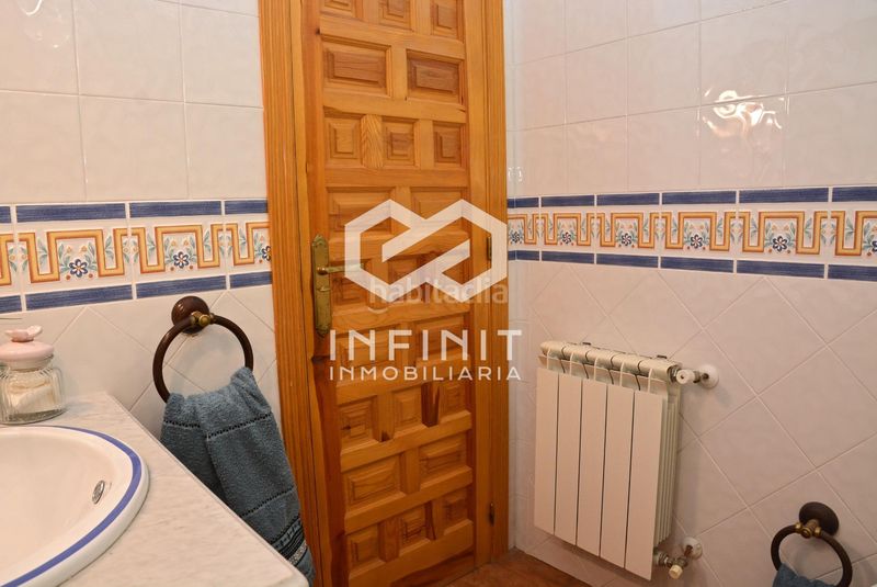 Foto 1bb0a171-dc76-4c7c-b021-b525c8848415. Casa amb calefacció a Santorcaz