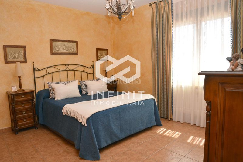 Foto 4c0035a3-1284-4fbe-b18a-b58fb7316a37. Casa amb calefacció a Santorcaz