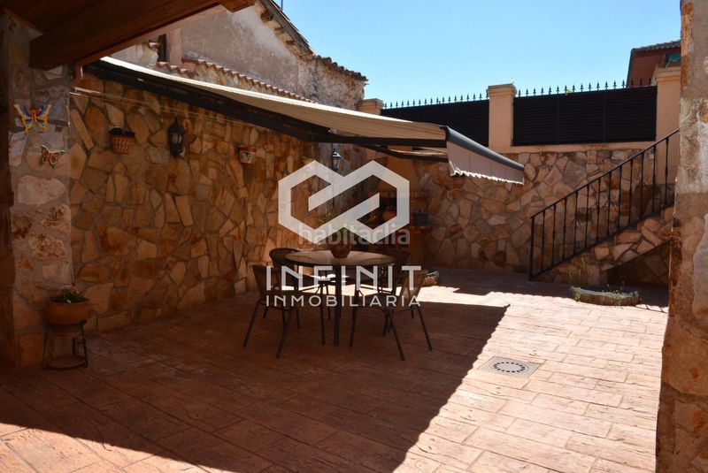 Foto 5d3a8cfb-cb00-4a16-afdd-1e5c7a4f6fb4. Casa amb calefacció a Santorcaz