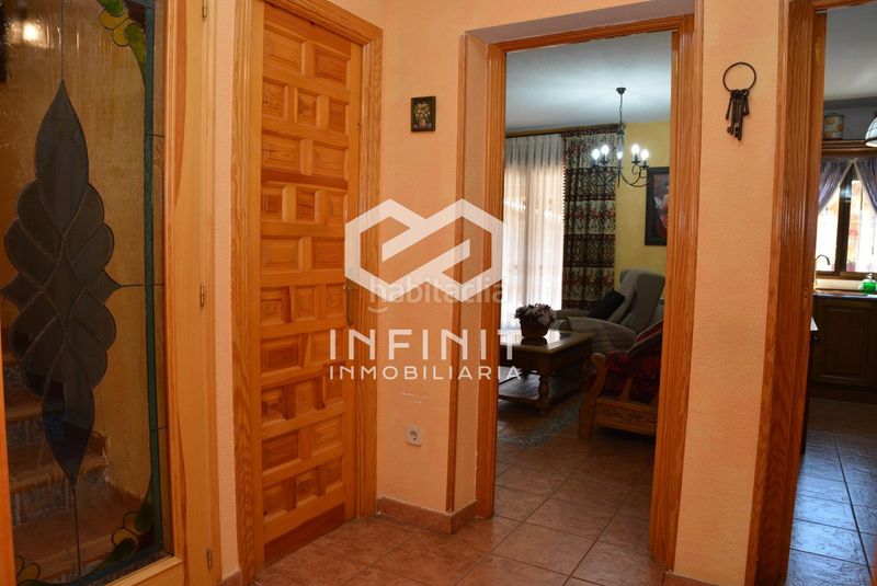 Foto 73142dbc-9b8c-4cf0-8863-cfdd25fb0400. Casa amb calefacció a Santorcaz