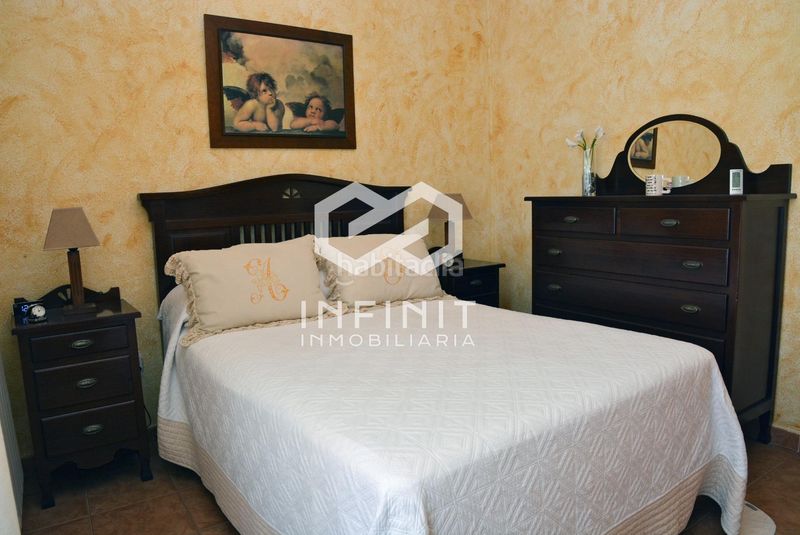 Foto 7acd8697-c92b-4023-8dda-7c4676d2ff60. Casa amb calefacció a Santorcaz