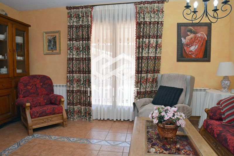 Foto a1c95764-668e-4c75-ab64-ef5641ba333a. Casa amb calefacció a Santorcaz