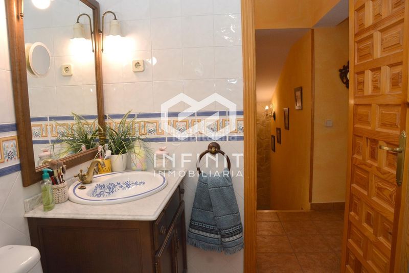 Foto cb0d3af7-1e8b-4ed0-965b-dd9d606c3c41. Casa amb calefacció a Santorcaz