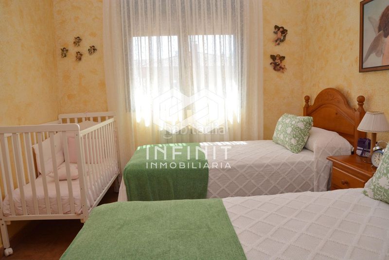 Foto e930cbe3-2a06-4373-aebf-8b993942551f. Casa amb calefacció a Santorcaz