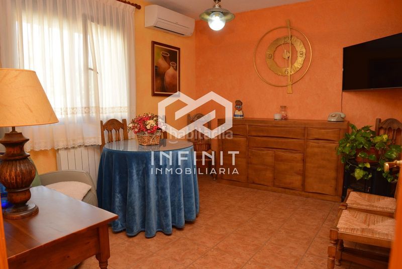Foto ea39ebb9-1038-400a-a854-02faa03f7fdd. Casa amb calefacció a Santorcaz