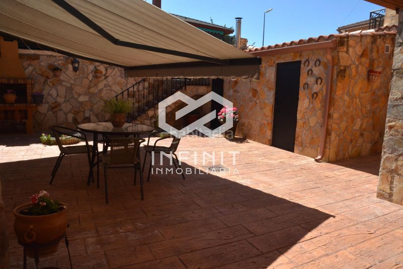 Foto fea99a11-5c46-4a78-bc13-23b175a5b464. Casa amb calefacció a Santorcaz