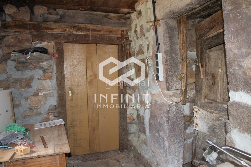 Foto 0f4e0d36-1923-45be-ad2b-2653ea533abf. Xalet amb calefacció aparcament a Somiedo