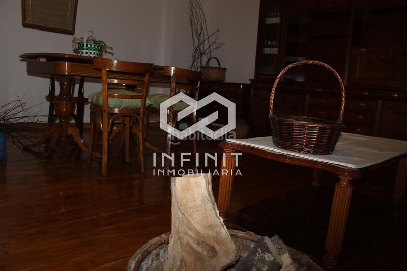 Foto 28e75324-a963-4d77-9c17-e18267767c3d. Xalet amb calefacció aparcament a Somiedo