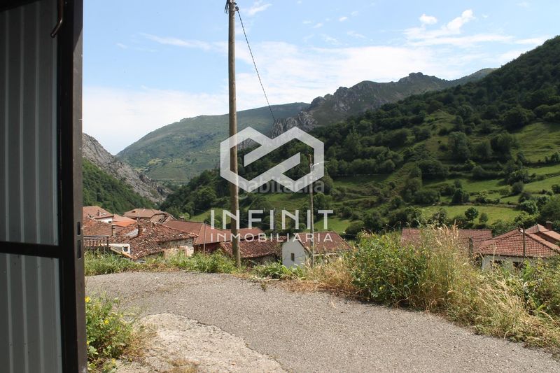 Foto d5bdf2f1-b582-495c-b200-2b2db39b06ce. Xalet amb calefacció aparcament a Somiedo