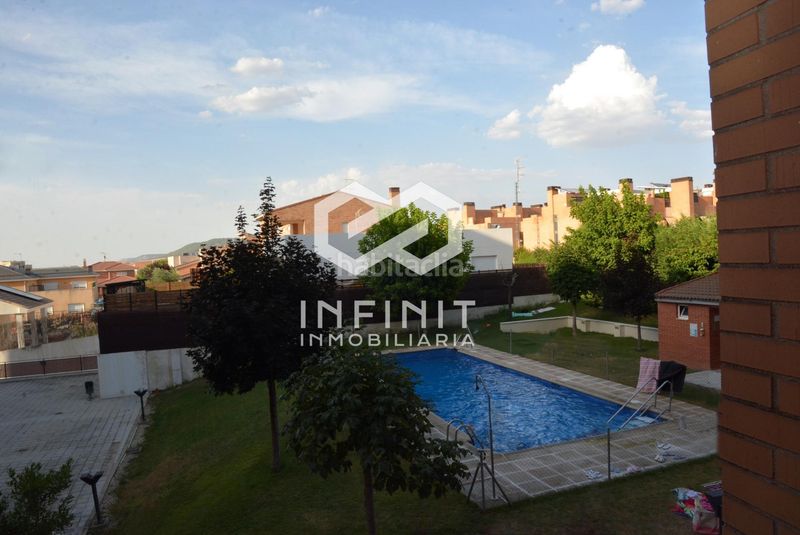 Foto 007516fd-7175-4b59-a00e-7814a8e2fcb1. Pis amb calefacció aparcament piscina a Los Valles-Sanz Vazquez-El Fuerte Guadalajara