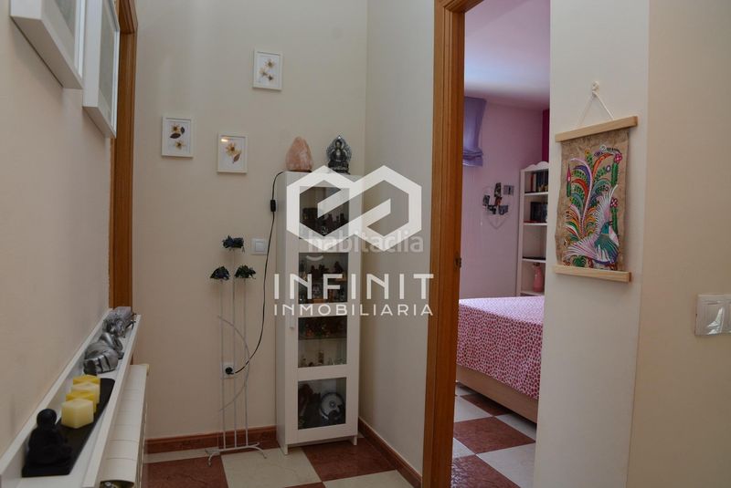Foto 10e67e87-59b3-4c05-b620-a4c5ed021e0b. Casa aparellada amb calefacció aparcament piscina a Torrejón del Rey
