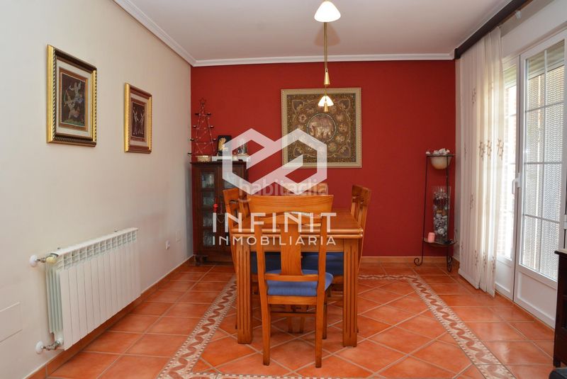 Foto 58ff1a8f-e822-40a7-97b3-ca0ea7d7ab14. Casa aparellada amb calefacció aparcament piscina a Torrejón del Rey