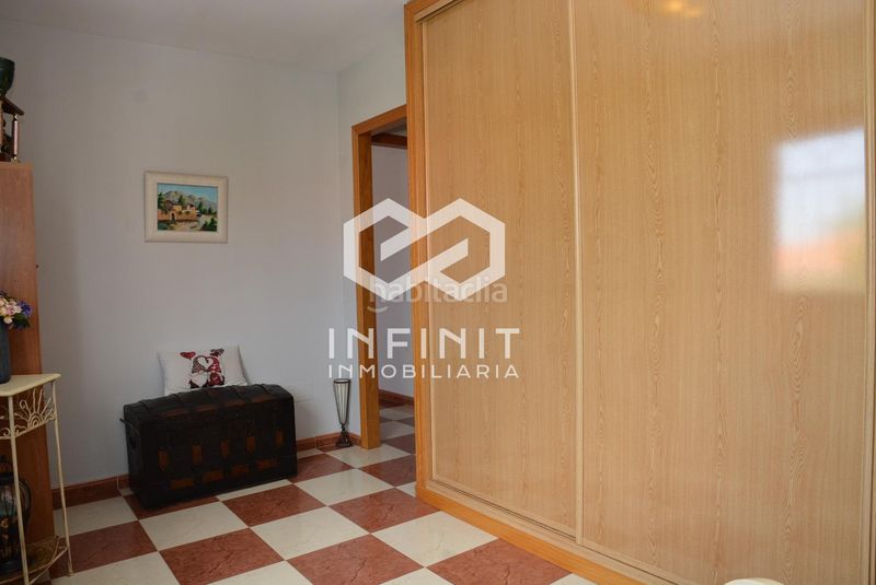 Foto 72f4b46b-7855-4288-8139-318eeac0adfe. Casa aparellada amb calefacció aparcament piscina a Torrejón del Rey