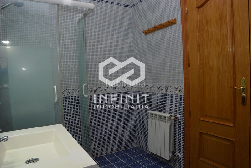 Foto 862d2f97-2906-4f25-a28f-215951115c28. Casa aparellada amb calefacció aparcament piscina a Torrejón del Rey