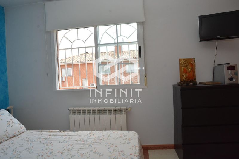 Foto 880d44e3-3096-4f5a-9ed2-cad76ba995da. Casa aparellada amb calefacció aparcament piscina a Torrejón del Rey