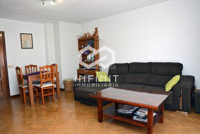 Foto cc2c2b47-bccc-4af0-8f3d-09fb8c4614d3. Flat with heating parking in Alamín Guadalajara
