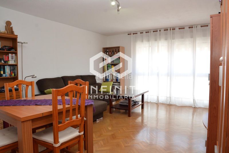 Foto e685776a-8ba6-41ad-b24e-6d70613a6b58. Flat with heating parking in Alamín Guadalajara