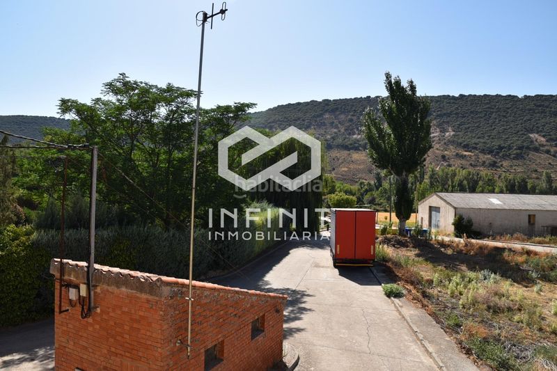 Foto 0de88e28-82b0-4123-9429-f6dffeaf94d3. Casa con parcheggio in Muduex