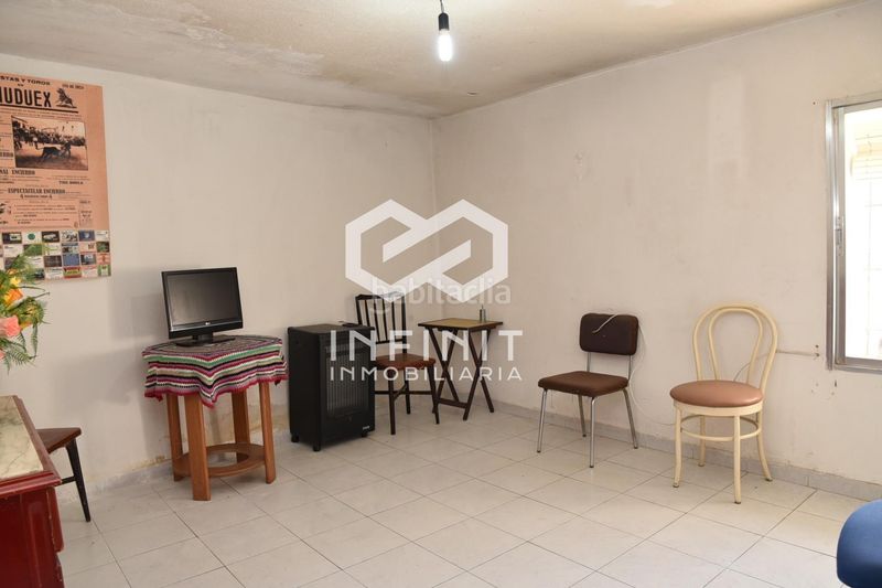 Foto 37e7fef8-93c5-462d-8b6c-c44b13780938. Casa con parcheggio in Muduex