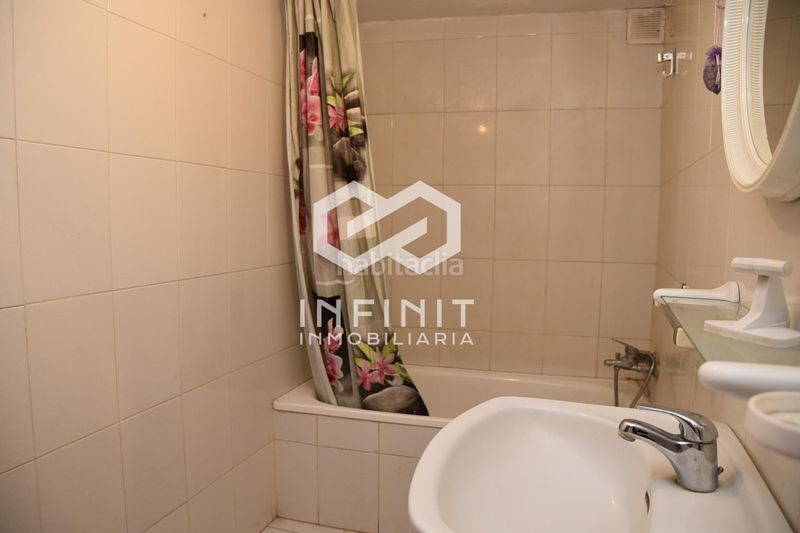 Foto 75c42a37-8cef-4271-9749-f169b2381e82. Casa con parcheggio in Muduex
