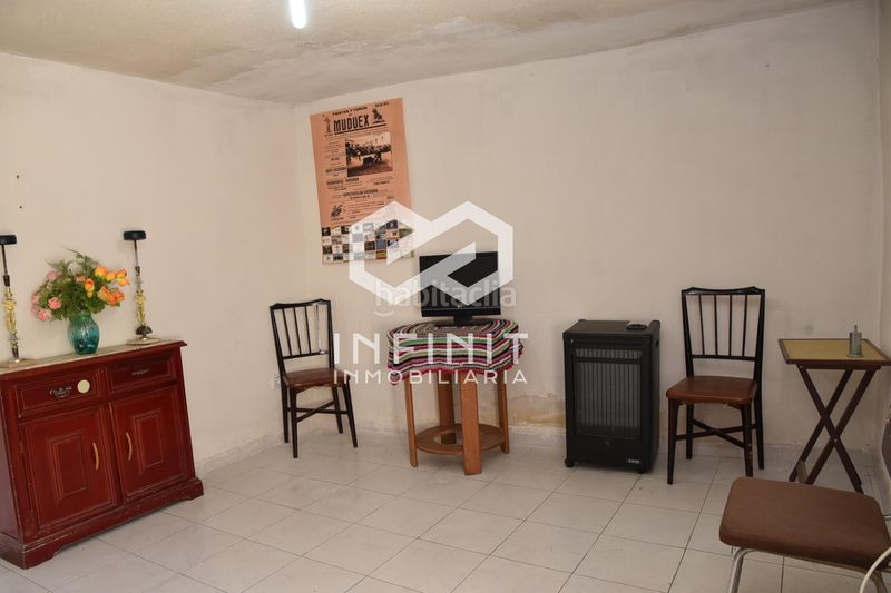 Foto 9b766b54-e566-4e29-ae3c-9b26d552dfb5. Casa con parcheggio in Muduex