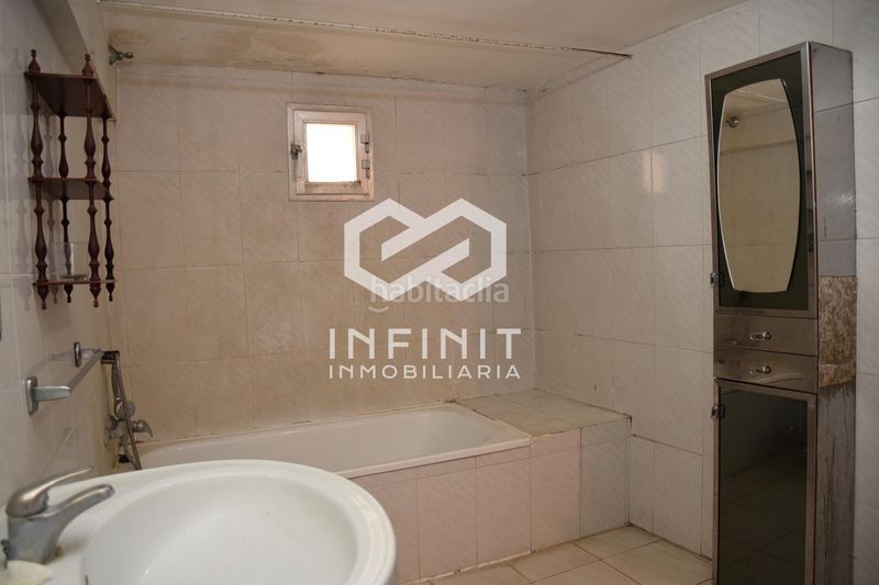 Foto 9c0f0f91-8785-4139-943a-289149b1f388. Casa con parcheggio in Muduex