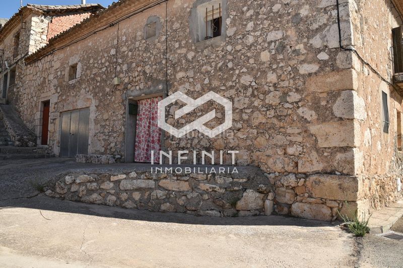 Foto c1bcd571-2aea-4168-96f0-3caf8f7433b8. Casa con parcheggio in Muduex