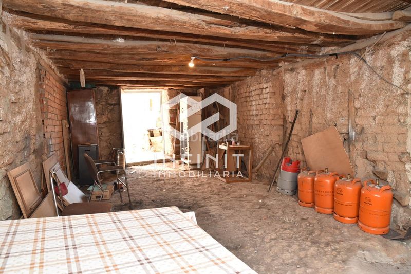 Foto cc355b13-1de1-4819-b4f9-b7a2e27206d2. Casa con parcheggio in Muduex