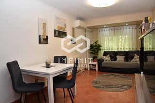 Flat in Reyes Católicos