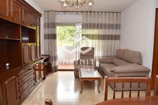 Flat in Reyes Católicos