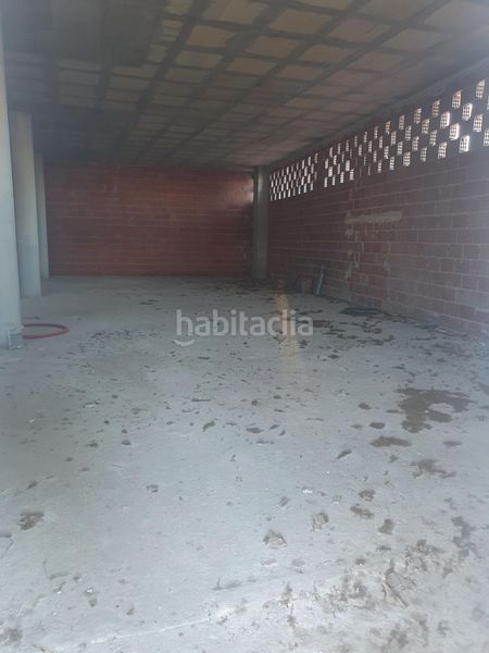 Foto 510c5608-1774-4099-8a1f-9be6cb2ce3ff. Affitto capannone industriale in Ceutí