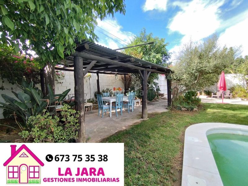 Foto 02b32216-96ff-4d04-97b6-90fa9a01f6eb. Masia amb piscina a La Jara Sanlúcar de Barrameda