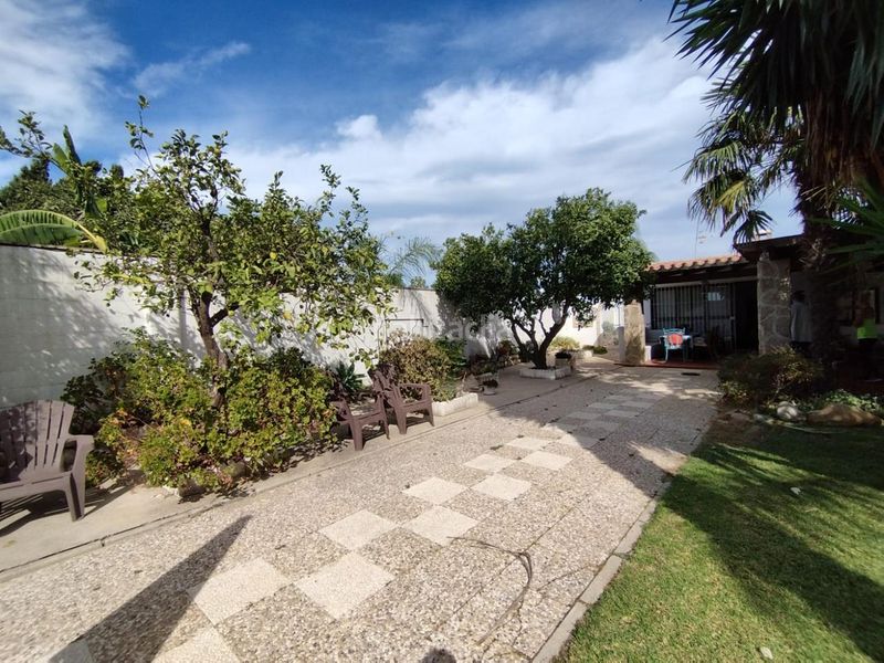 Foto 7e90ed39-b5af-41e3-956b-135d9721fcd9. Masia amb piscina a La Jara Sanlúcar de Barrameda