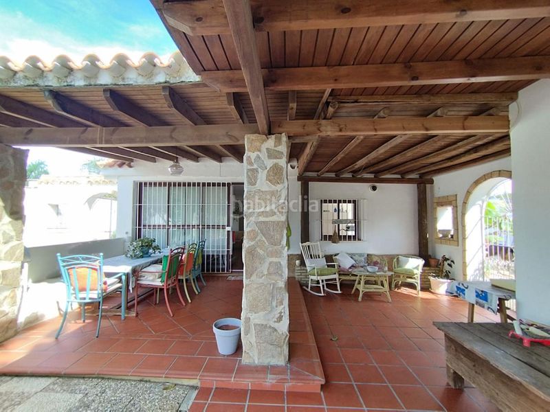 Foto aaa25da6-e4c5-4e54-8fbb-7629ebb7a808. Masia amb piscina a La Jara Sanlúcar de Barrameda