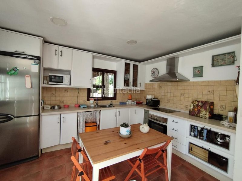 Foto b982ee6e-5ebf-4888-8000-43b6736cc6b4. Masia amb piscina a La Jara Sanlúcar de Barrameda