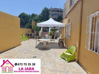 Casa  Isabel pantoja. Magnífica casa independiente en algeciras.