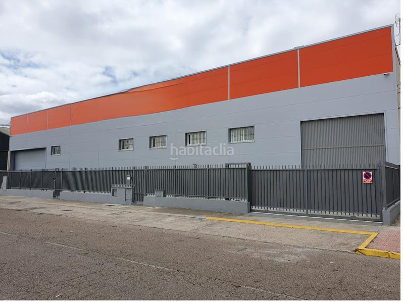 Foto 6bf7afbd-3c5a-4dc0-b452-9424d73ee13e. Fabrikhalle in La Motilla - Fuente del Rey Dos Hermanas