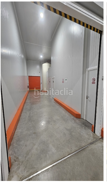 Foto 7840f70c-277a-4593-8dd8-acc7e11db193. Fabrikhalle in La Motilla - Fuente del Rey Dos Hermanas