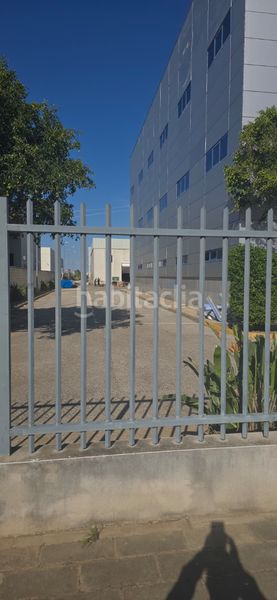 Foto 4bb79aec-d964-46e7-a9df-0c78773f2b83. Affitto edificio in Rinconada (La)