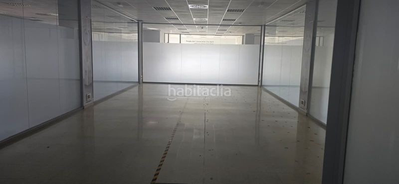 Foto b74e5694-64d8-46d9-9f38-aea9f8105f21. Affitto edificio in Rinconada (La)