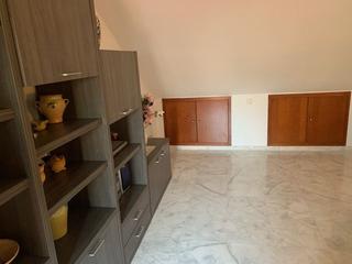 Maison à Fuentes de Andalucía. Casa en venta en fuentes de andalucia, 4 dormitorios.