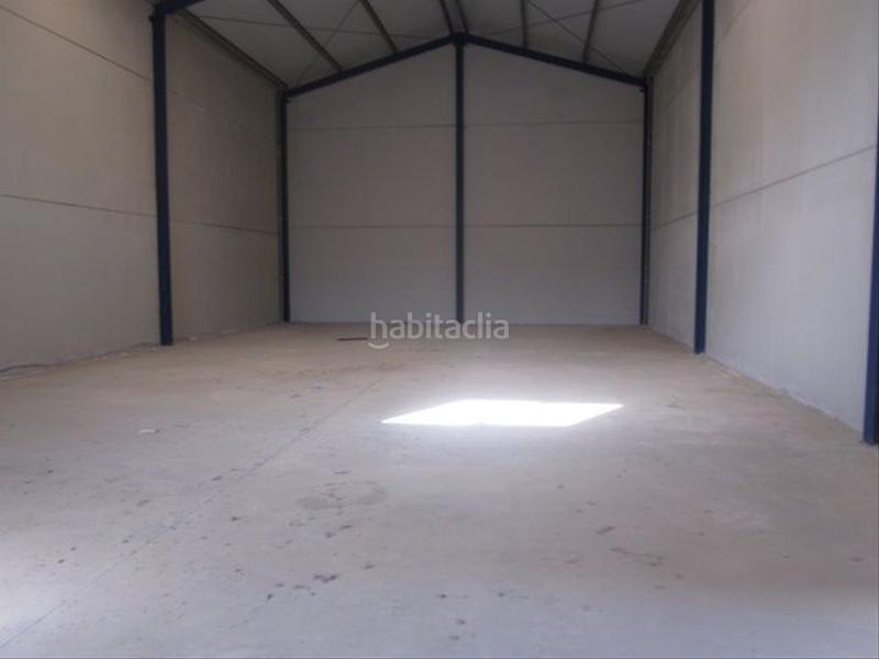 Foto 7320e486-d98a-4dfd-a4ad-dc8cf2e52b1e. Nave industrial  en venta . en Écija