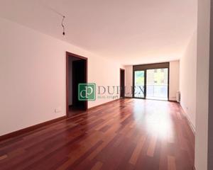 Lloguer Apartament a Arinsal-Erts. Se alquila apartamento de 3 habitaciones en arinsal