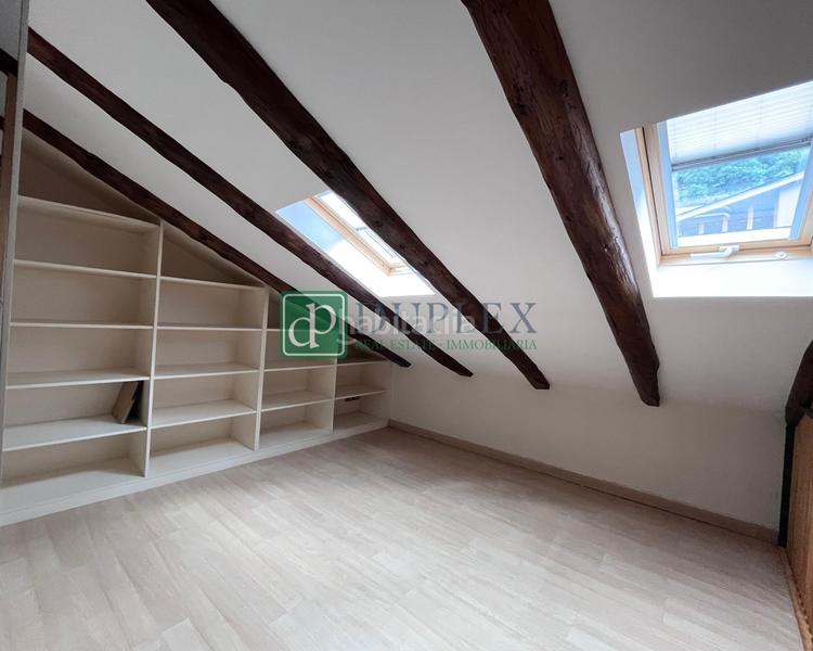 Foto a8945d31-0b7f-4769-b37c-a7f3ab0d42f7. Alquiler ático amplio dúplex en alquiler en el corazón en Andorra la Vella