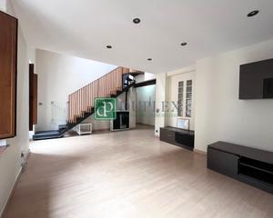 Location Attique à Centro. Amplio dúplex en alquiler en el corazón de andorra la vella