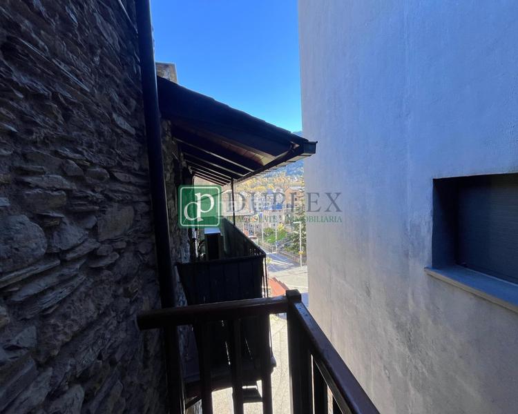 Foto a67e6f07-d416-4b7d-b5a1-d9f2a0882724. Casa  en venta en el casco antiguo en La Massana La Massana