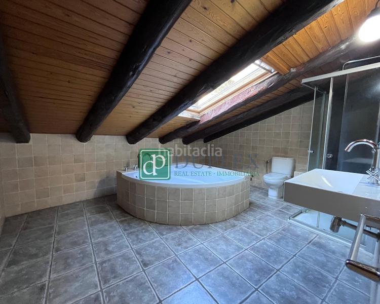 Foto ef47ef53-4fd4-45bd-b8cf-41cbba8347ad. Casa  en venta en el casco antiguo en La Massana La Massana